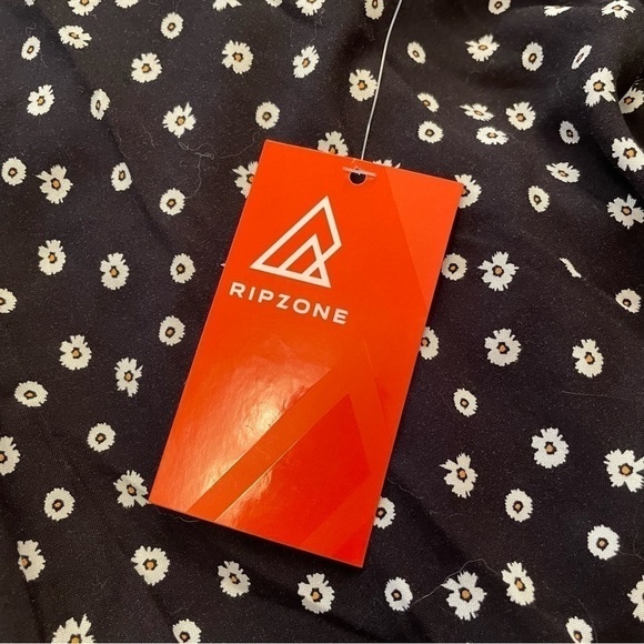 Ripzone Daisy Floral Cardigan\Kimono - Size Medium NWT - Picture 13 of 14